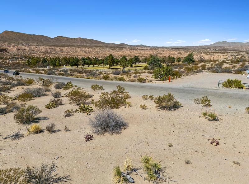 Slide 4 of cemetery gallery